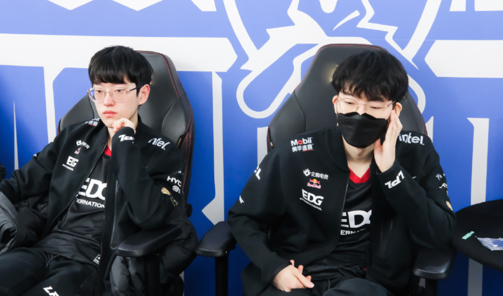 GEN横扫100T,Meiko线上压制力十足宿敌对决半决赛,强势挺进下一轮 GEN横扫100T,Meiko线上压制力十足宿敌对决半决赛,强势挺进下一轮