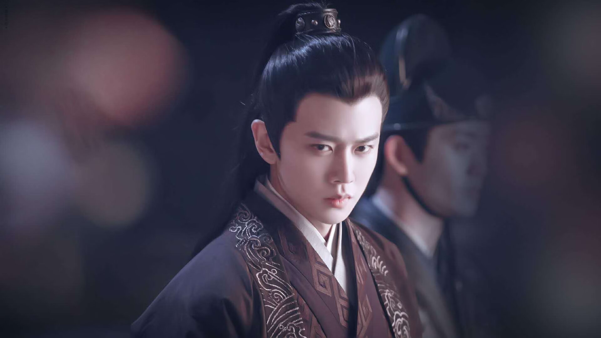 开云体育APP下载-意甲鏖战未平，掘金压哨绝杀，当绿茵与硬木在同一夜上演心跳