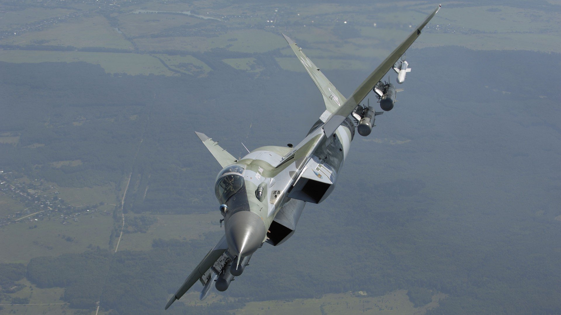 开云体育官方网站-恩比德化身攻城巨兽！铁蹄踏碎南国梦，雄鹿碾压深圳背后的职业化鸿沟